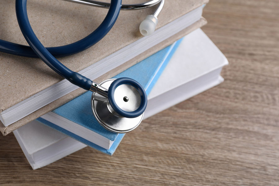 ADN vs. BSN Nurses | Best online nursing guide